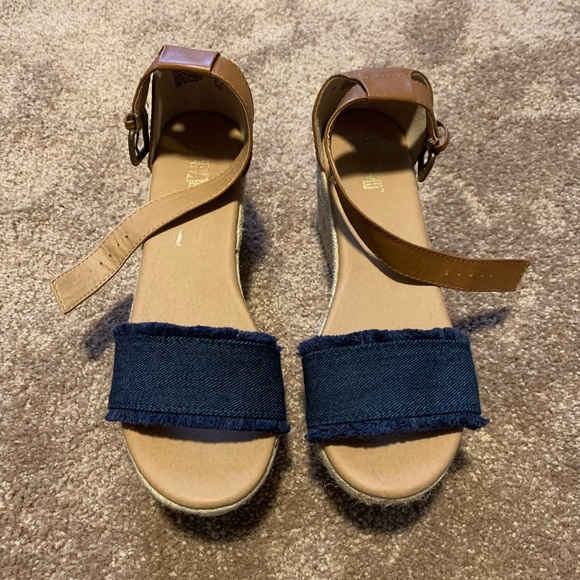 Brash Shoes - Brash Espadrille Platform Sandals